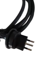 Anschlusskabel mit Schweizer Stecker für den Wechselrichter