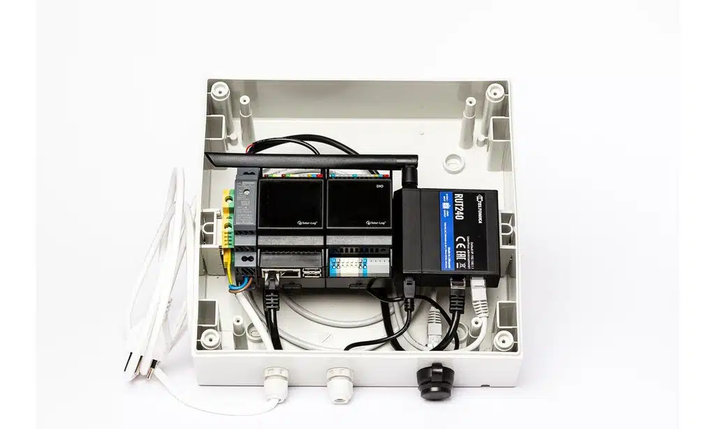 Solar-Log BaseBox Installationsbox IP65 1x RJ45 – Bild 3
