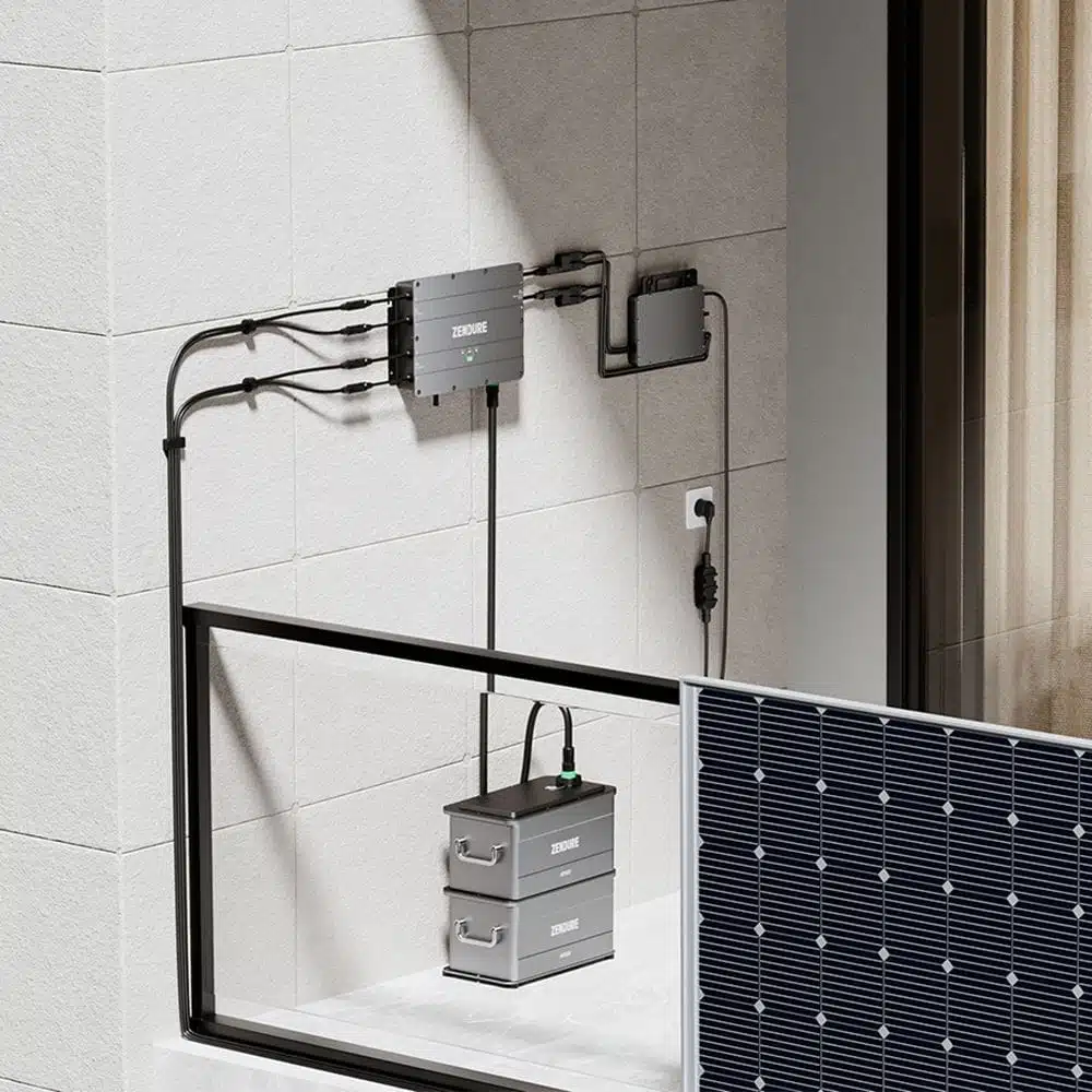 Balkonkraftwerk 900 Wp mit 4 kWh Zendure-Speicher